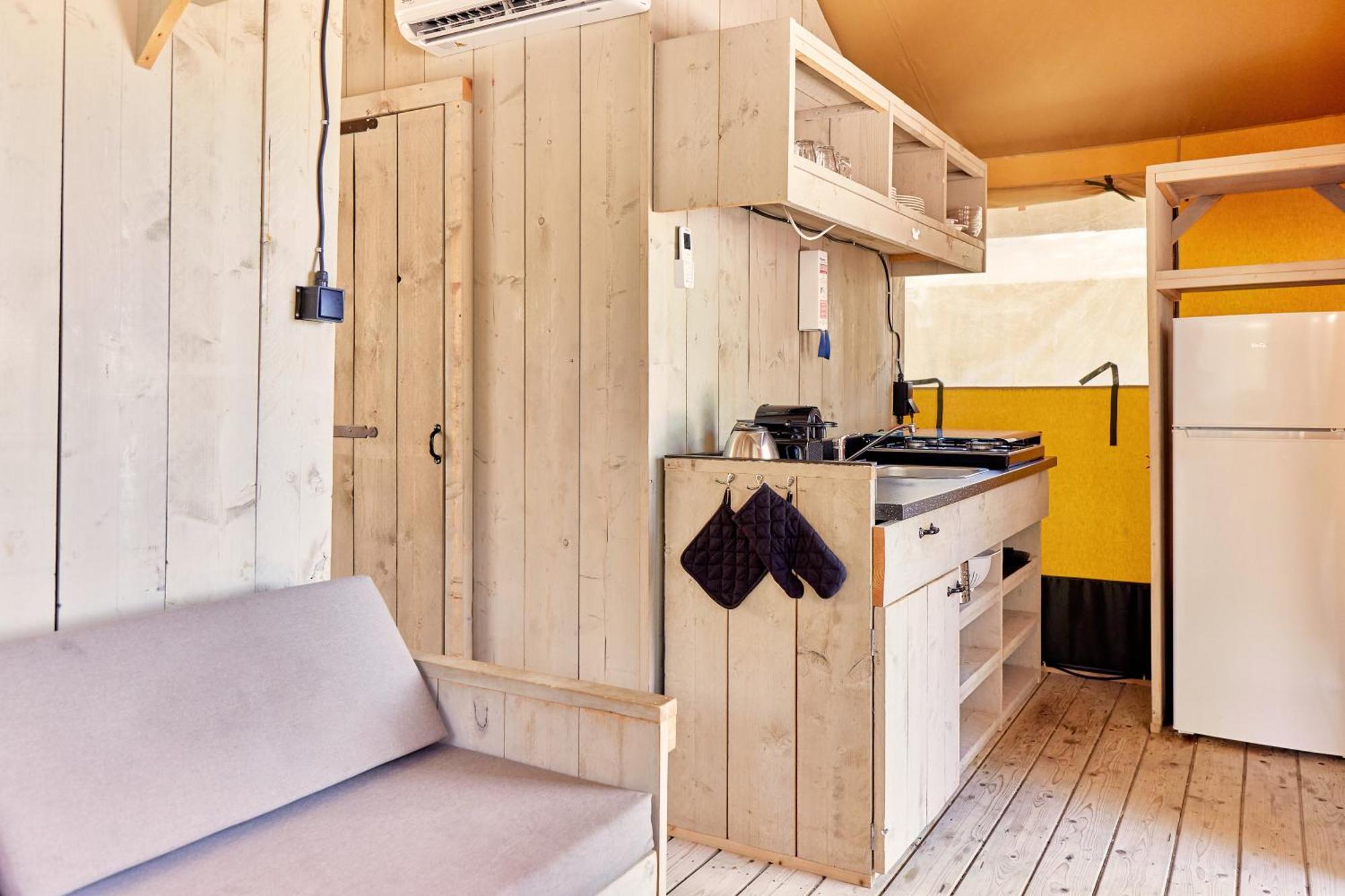 Glamping At Sardinia Hotel Алгеро Екстериор снимка